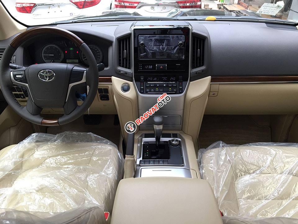 Cần bán Toyota Land Cruiser GXR đời 2016, màu đen, nhập khẩu Trung Đông, giá tốt. LH: 0948.256.912-7