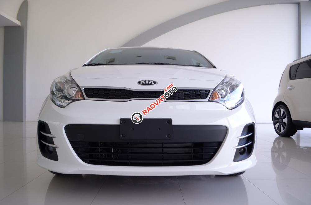 Bán Kia Rio MT năm 2016, màu trắng, giá tốt-13