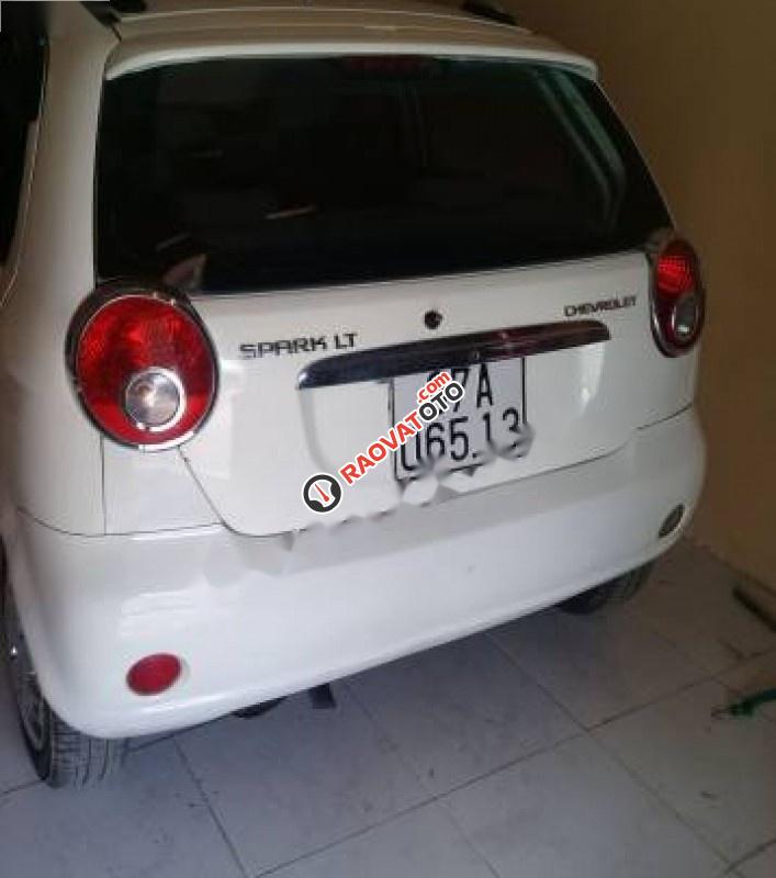 Bán xe Chevrolet Spark LT 0.8 MT đời 2010, màu trắng-4