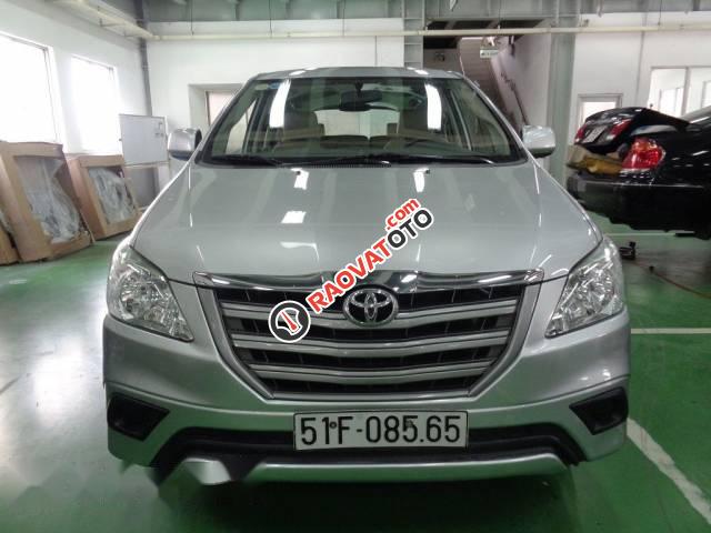 Cần bán xe Toyota Innova E đời 2014 số sàn-0