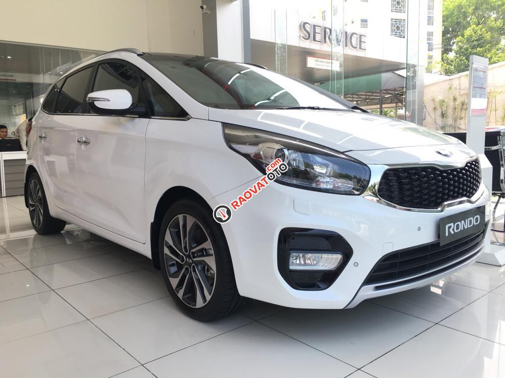 Bán ô tô Kia Rondo GMT sản xuất 2018, màu trắng, 609tr-2