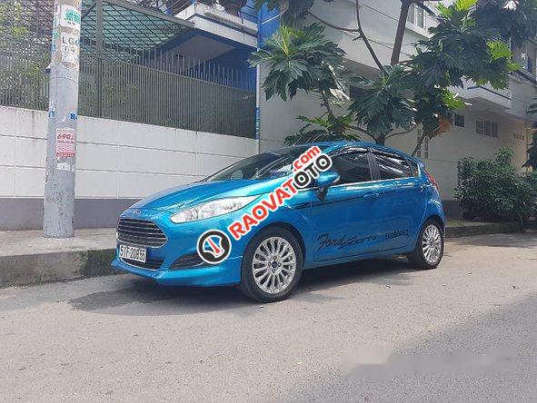 Cần bán Ford Fiesta sản xuất 2015, giá chỉ 490 triệu-3