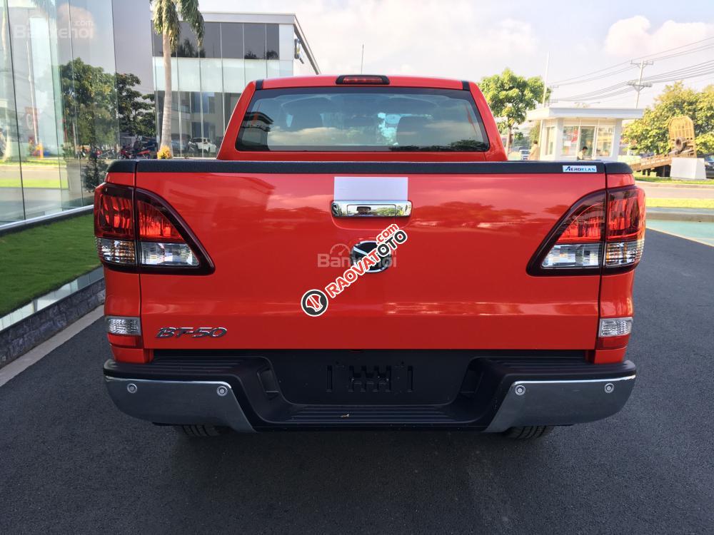 Mazda BT 50 2.2 AT đời 2017, xe nhập, hỗ trợ trả góp 90%, LH Ms Thu 0981485819 để nhận giá ưu đãi-4