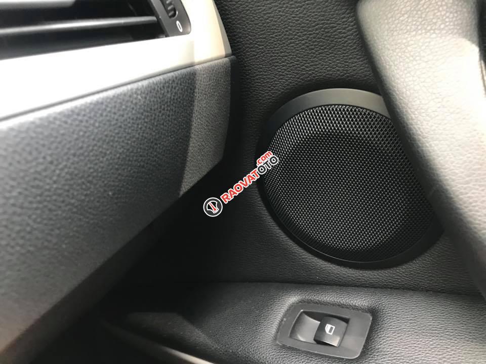 Cần bán xe BMW 3 Series 320i đời 2010, xe nhập-4