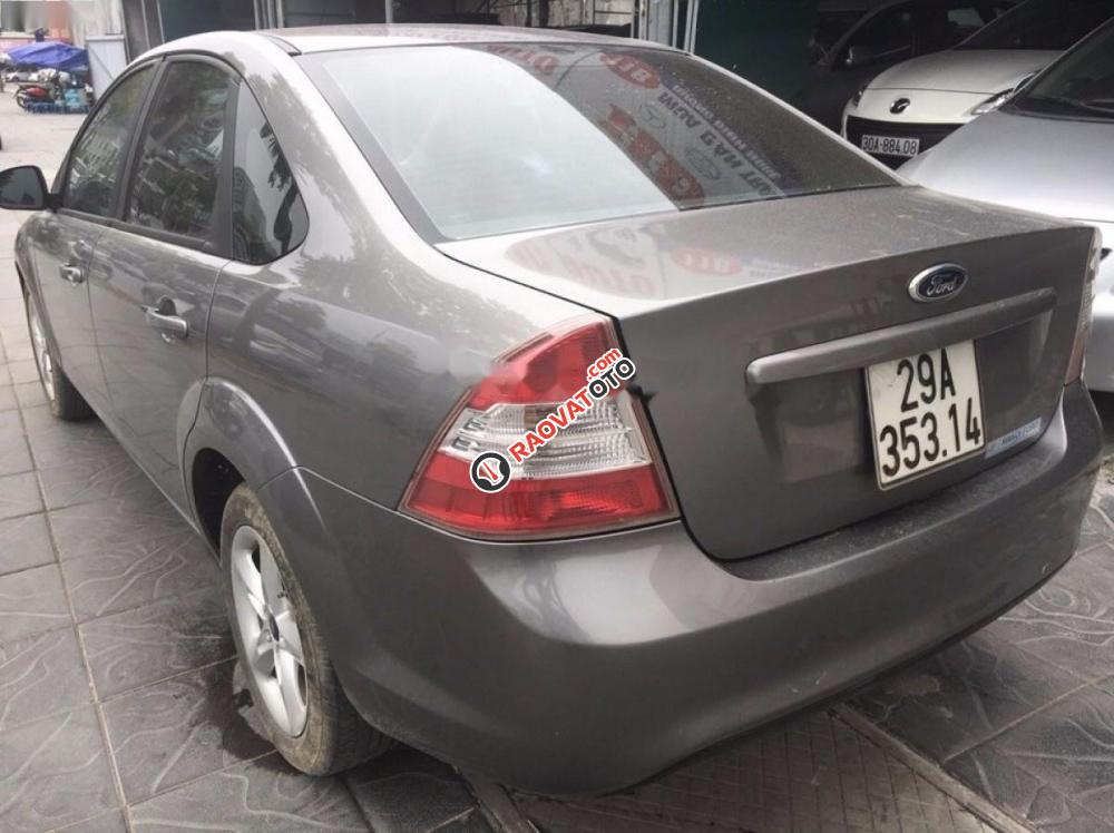 Chính chủ bán Ford Focus 1.8 MT đời 2011, màu xám-2