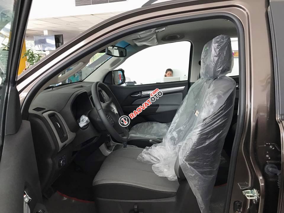 Chevrolet Colorado LTZ 2.8 AT 4X4 2017, giảm 30tr, bảo hành 3 năm, LH Nhung 0907148849-5