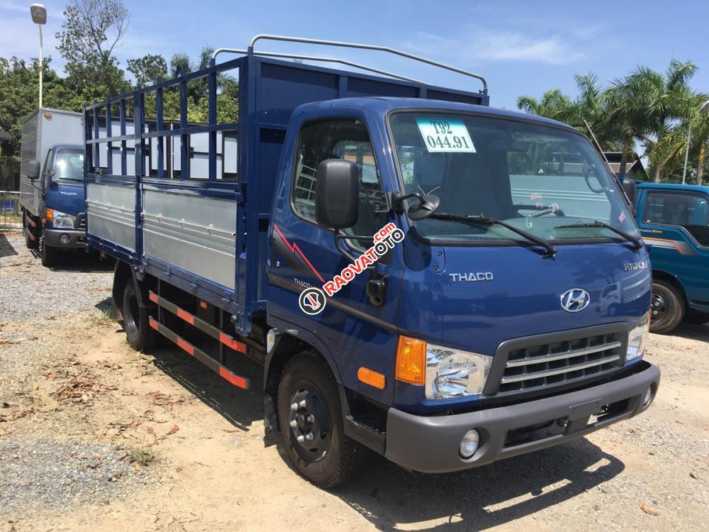 Thaco Hyundai HD650 thùng mui bạt đời mới 2017. LH: 098 136 8693-2