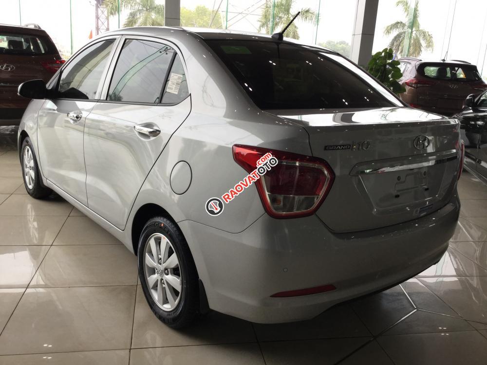 Cần bán Hyundai Grand i10 1.0 năm 2017, màu bạc, nhập khẩu chính hãng, giao xe-2