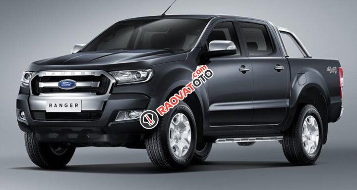 Bán xe Ford Ranger XLT 4x4 MT đời 2017, màu xám, nhập khẩu-0