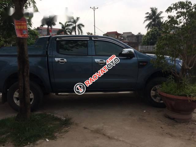 Bán gấp Ford Ranger đời 2014 số sàn, giá chỉ 450 triệu-4