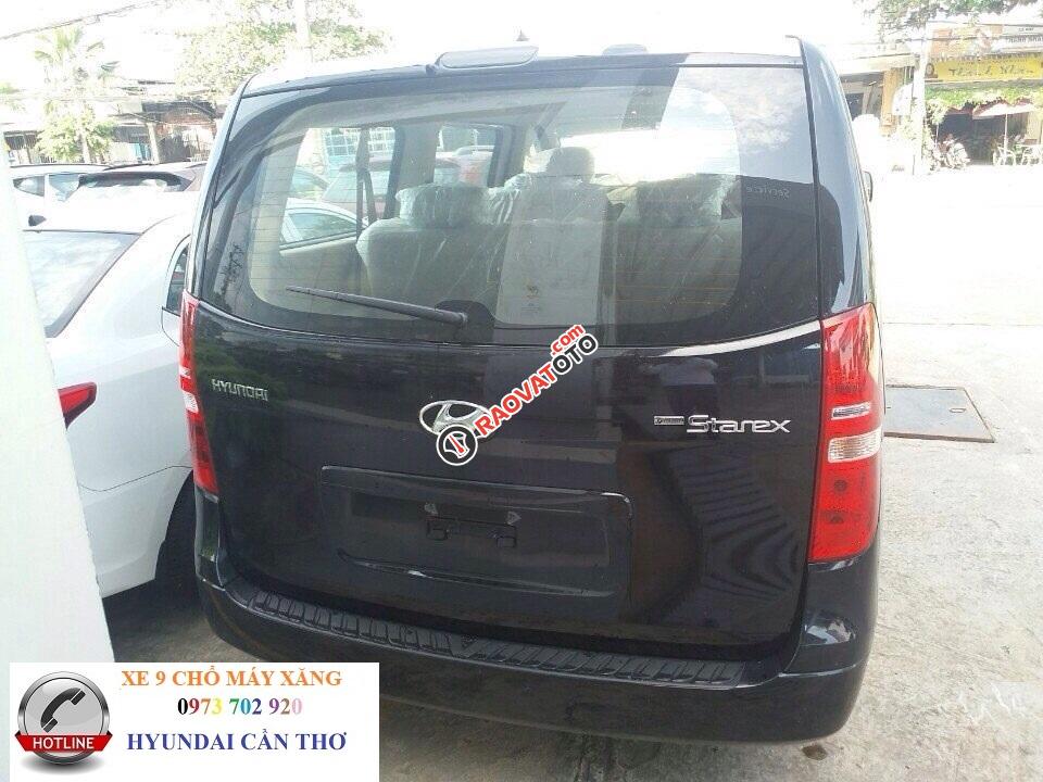 Bán xe 9 chỗ, máy xăng Hyundai Starex mới 2017-3