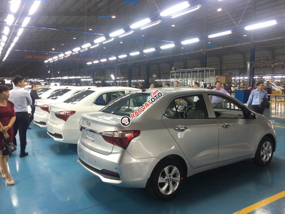 Bán Hyundai Grand i10 2017, màu bạc, phiên bản mới nhất, giảm giá đặc biệt tại Hyundai Vũng Tàu-1