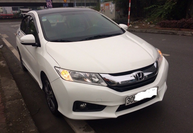 Bán gấp Honda City 1.5AT đời 2016, màu trắng, xe nhập, giá tốt-2