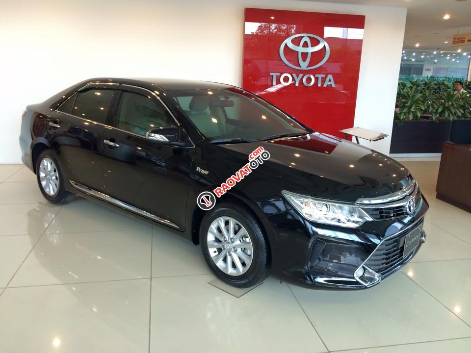 Bán xe Camry E 2018 giá tốt nhất thị trường, liên hệ ngay em Hùng 0911404101-0