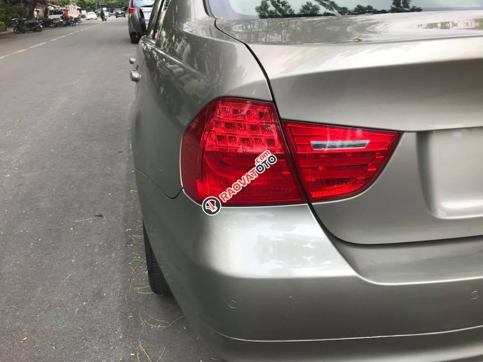 Cần bán xe BMW 3 Series 320i đời 2010, xe nhập-7