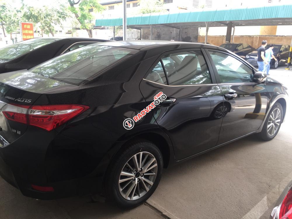 Bán Toyota Corolla altis E 2018, màu đen, giá 680tr-1