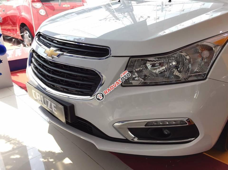 Chevrolet Cruze LT - Hỗ trợ vay tối đa giá trị xe, thủ tục đơn giản-1