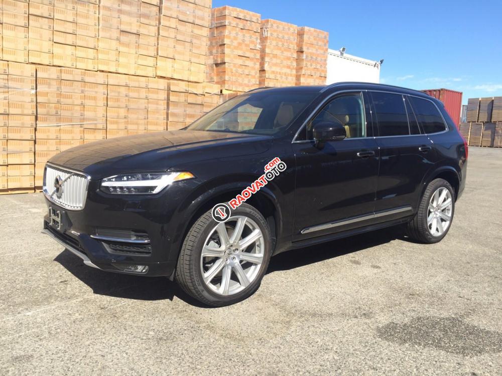 Bán Volvo XC90 Inscription 2017, màu đen, xe mới-1