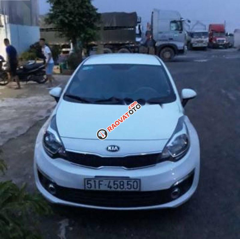 Cần bán lại xe Kia Rio 1.4 AT đời 2017, màu trắng, nhập khẩu nguyên chiếc  -1