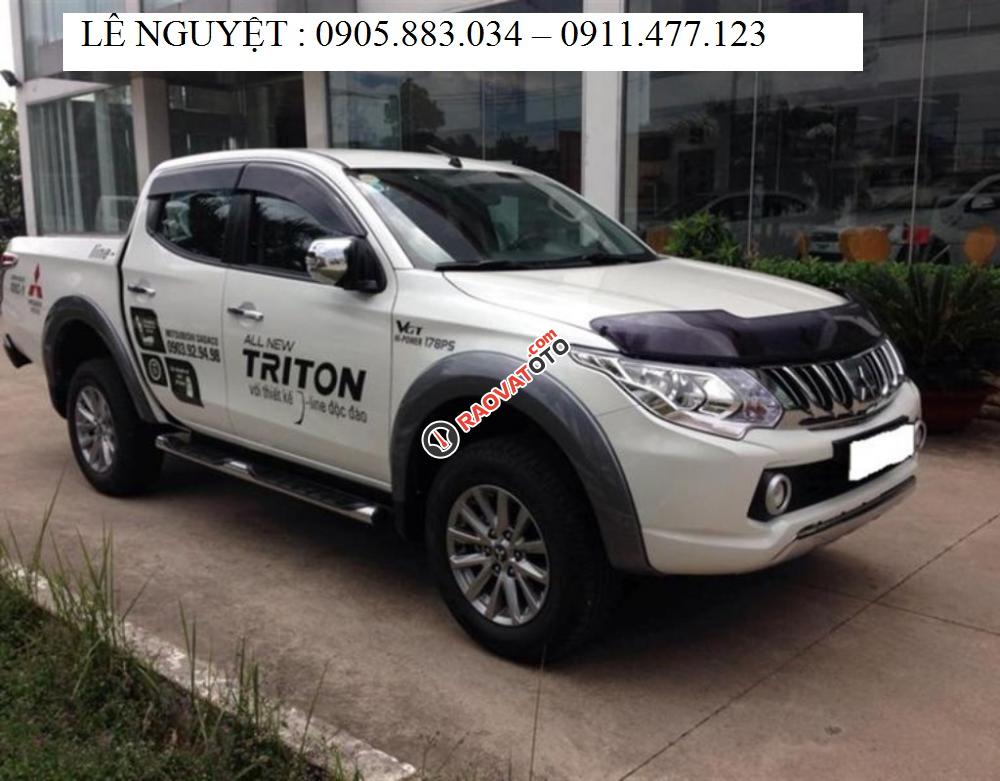 "Cực hot khuyến mãi tháng 4" Mitsubishi Triton 4X2 MT, màu trắng, nhập khẩu, LH: Lê Nguyệt: 0911.477.123-0