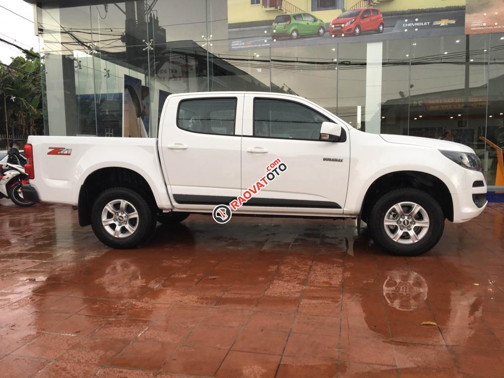 Bán Chevrolet Colorado LT 2.5 MT 4x2, màu trắng, vay 95%-2