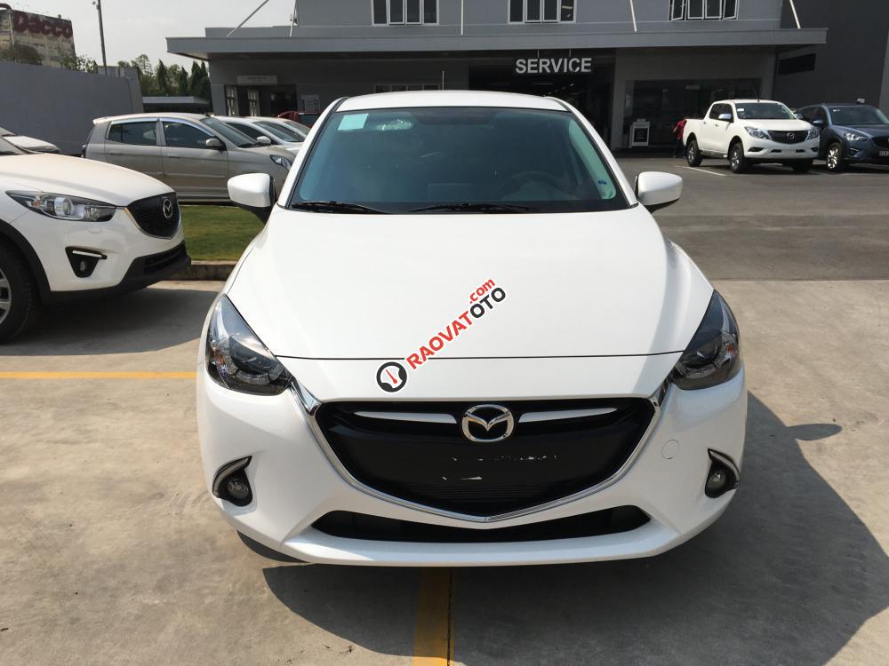 Cần bán xe Mazda 2 1.5L AT Hatchbak đời 2018, màu trắng-0