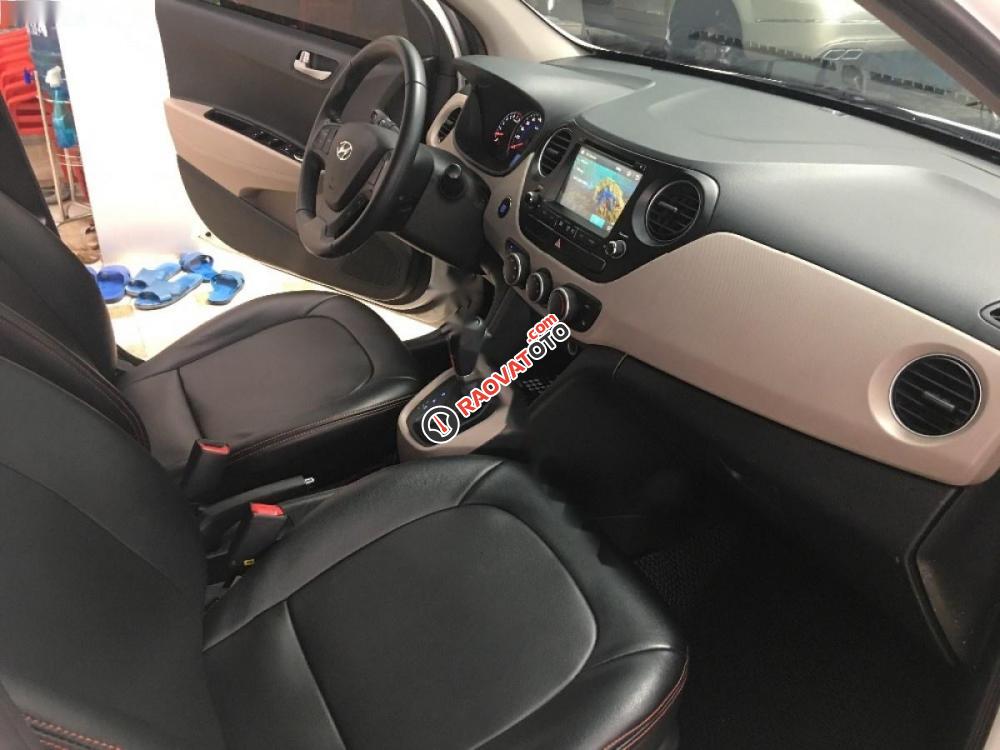 Bán ô tô Hyundai Grand i10 đời 2014, màu trắng, xe nhập số tự động, giá 340tr-5