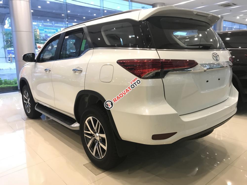 Toyota Fortuner 4x4V nhập khẩu - Bảo hành chính hãng 3 năm - Đại lý Toyota Mỹ Đình-3