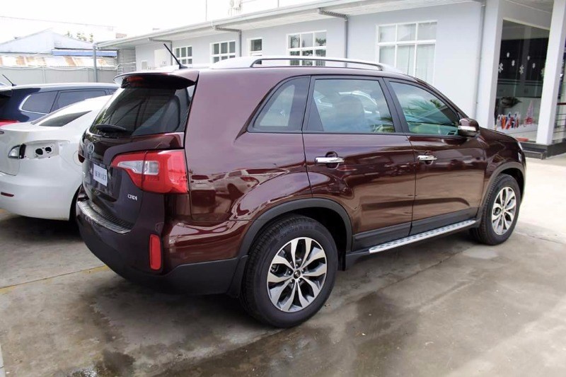 Bán Kia Sorento đời 2017, màu đỏ, nhập khẩu chính hãng-2