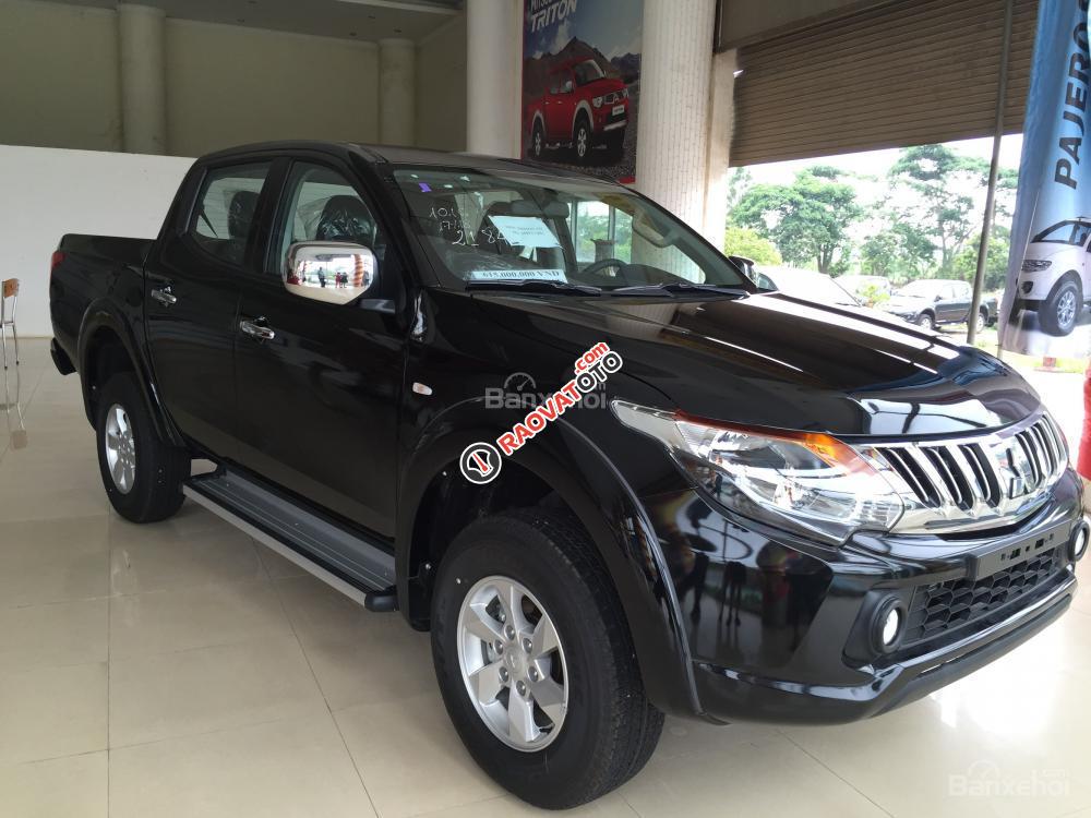 Bán xe Triton đời 2017 tại Đà Nẵng, màu đen, xe nhập Thái Lan, giao xe nhanh, LH Quang 0905596067-3