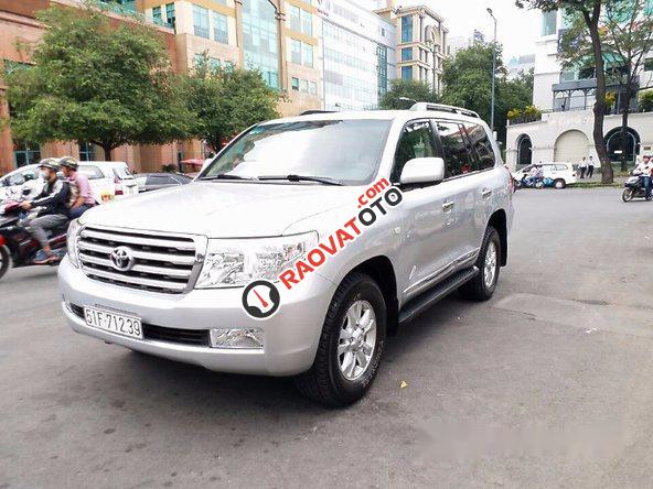 Bán xe Toyota Land Cruiser đời 2012, màu bạc, nhập khẩu-0