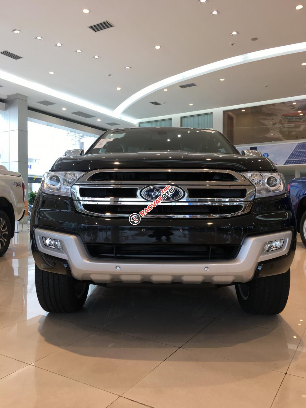 Chỉ từ 225 triệu sở hữu ngay Ford Everest 2017, thủ tục nhanh lãi suất thấp, liên hệ: 0934.635.227-0