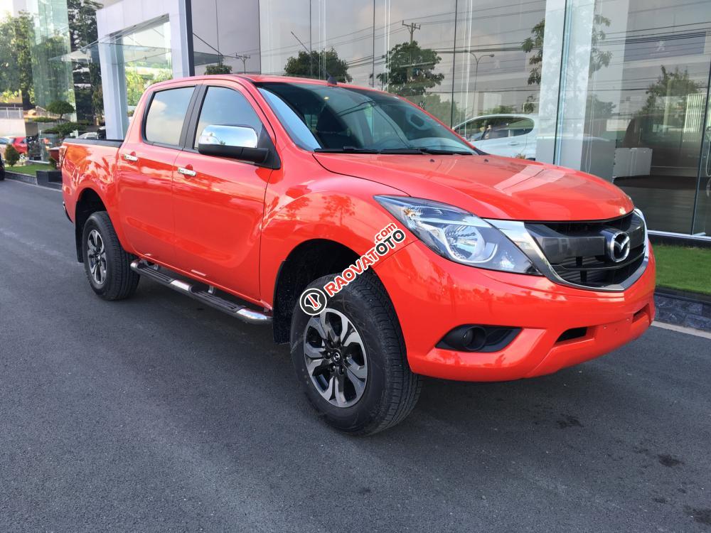 Cần bán Mazda BT 50 2.2AT 2WD đời 2018, màu đỏ-3