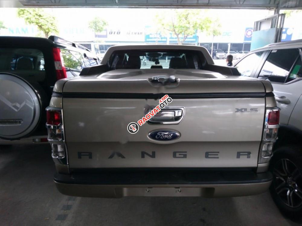 Cần bán xe Ford Ranger XLS 2.2L 4x2 AT đời 2015, nhập khẩu như mới, giá 600tr-4