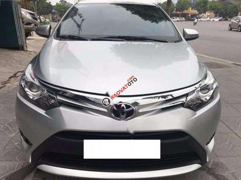 Cần bán Toyota Vios 1.5G đời 2014, màu bạc-0