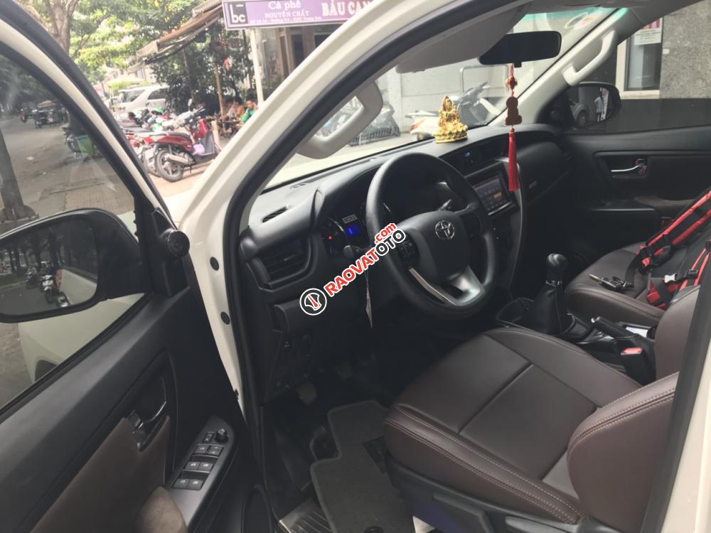 Cần bán chiếc Fortuner 5/2017 Ngọc Trinh, lướt 15.000km mới tinh-5