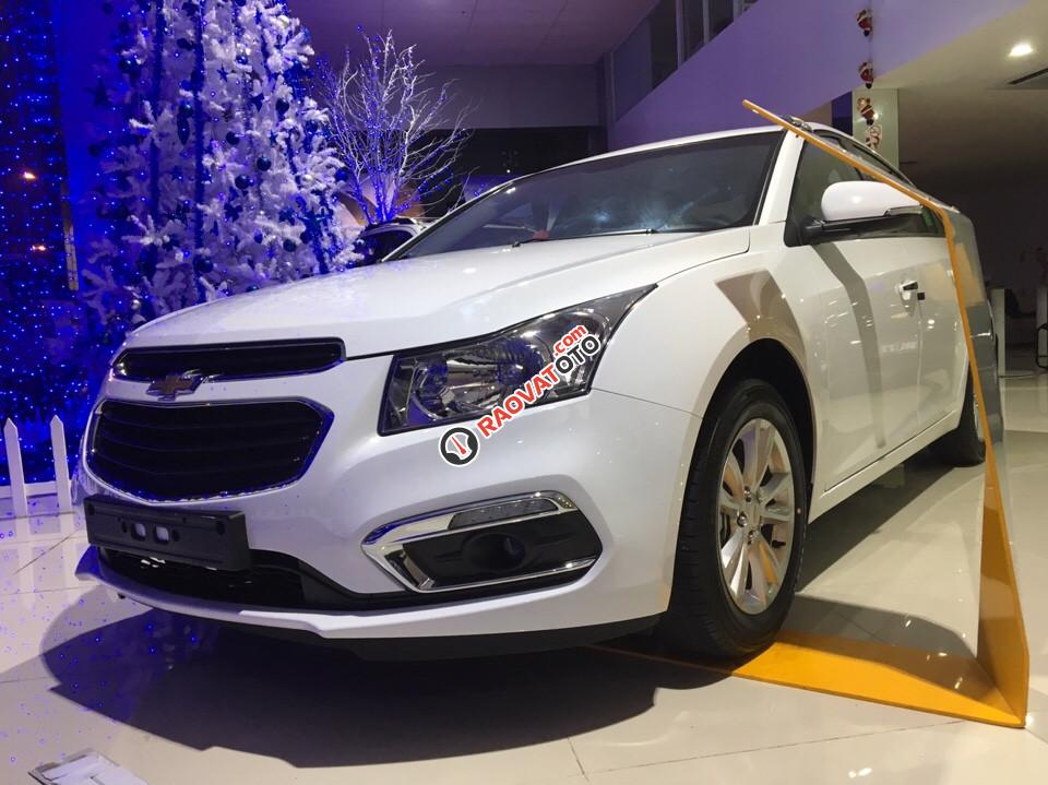 Giảm giá ngay 30 triệu khi mua Chevrolet Cruze trong tháng này-1