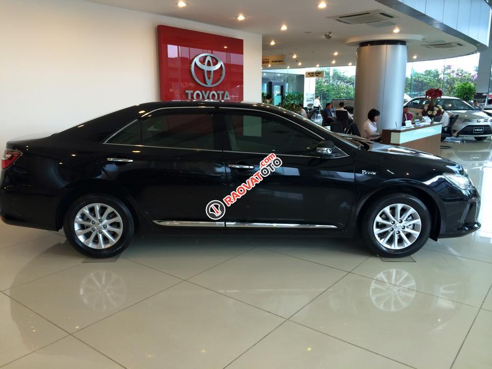 Bán xe Camry E 2018 giá tốt nhất thị trường, liên hệ ngay em Hùng 0911404101-13