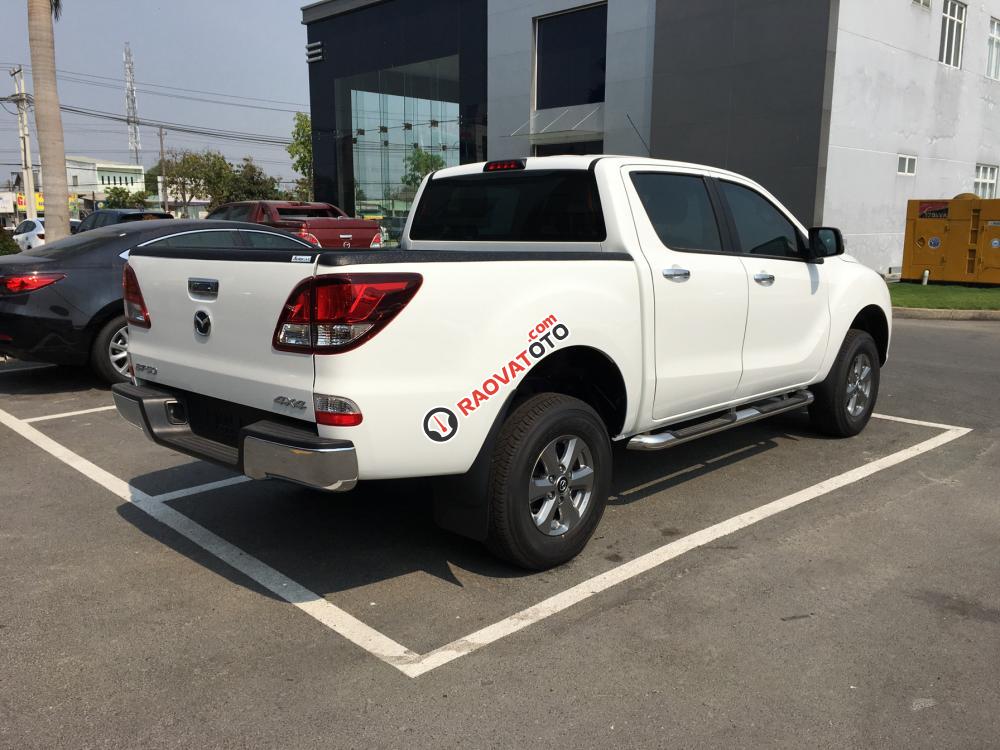 Bán xe Mazda BT 50 4WD MT 2.2L đời 2018, màu trắng-3