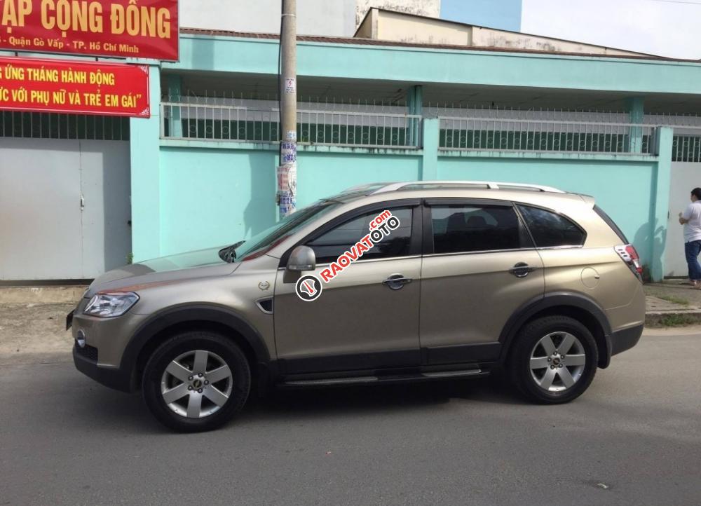 Cần bán xe Chevrolet Captiva 2.4mt 2009 màu vàng cát, chạy 48.000km, xe nhà ít đi đẹp xuất xắc-7