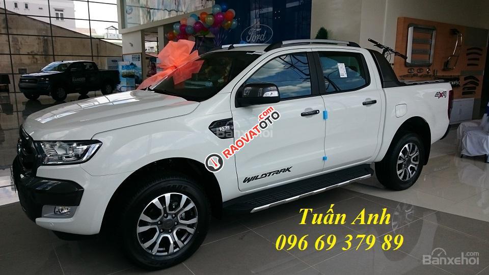 Ford Ranger khuyến mại bùng nổ khủng khiếp. Kính mời ACE alo em Tuấn Anh để sở hữu tất cả xe Ford 096 69 379 89-0