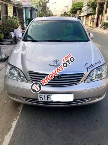 Bán Toyota Camry 2.4G đời 2002, màu bạc, giá tốt-0