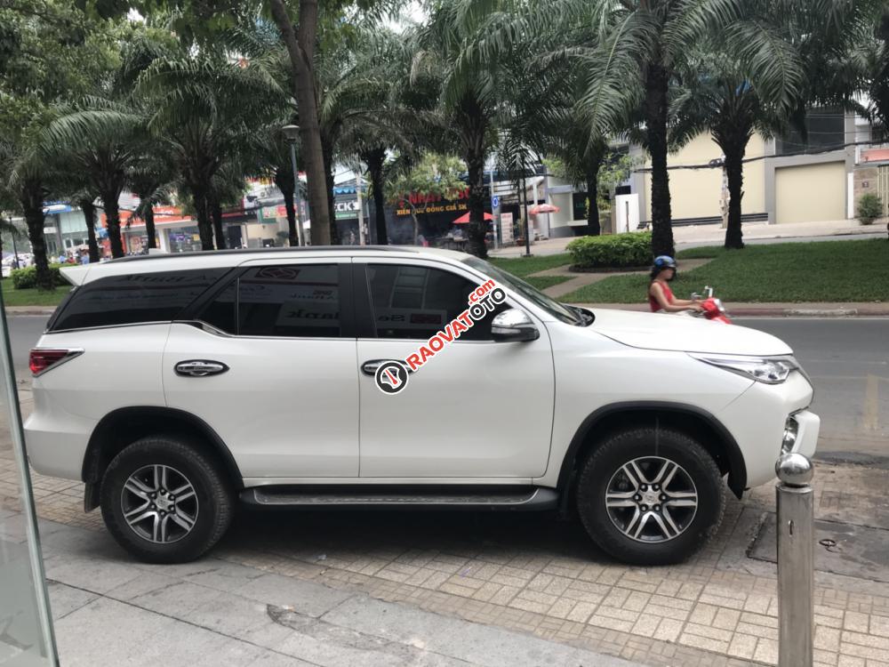 Cần bán chiếc Fortuner 5/2017 Ngọc Trinh, lướt 15.000km mới tinh-0