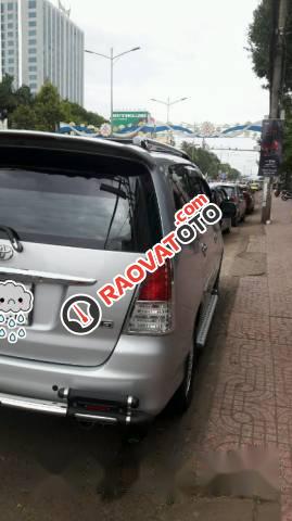 Bán xe Toyota Innova G năm 2010, màu bạc xe gia đình, 410 triệu-0