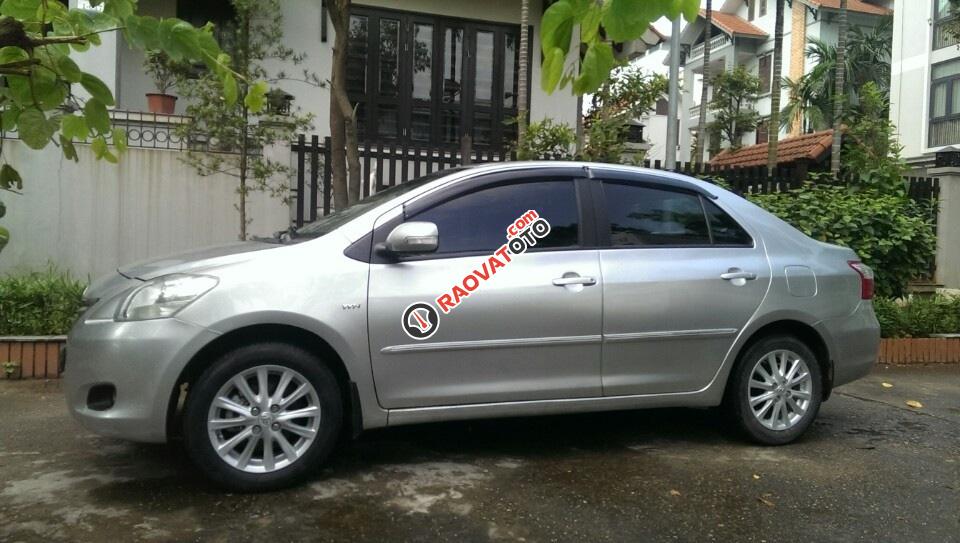 Bán gấp xe Vios E màu bạc, Sx cuối 2011 chính chủ. LH Ms Trâm 0949706990-0