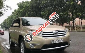 Cần bán gấp Toyota Highlander đời 2011, màu vàng cát-5