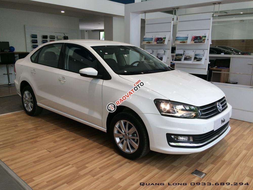 Volkswagen Polo Sedan 2018 - Đại lý Volkswagen Saigon 093368924-18