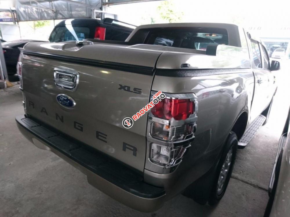 Cần bán xe Ford Ranger XLS 2.2L 4x2 AT đời 2015, nhập khẩu như mới, giá 600tr-3