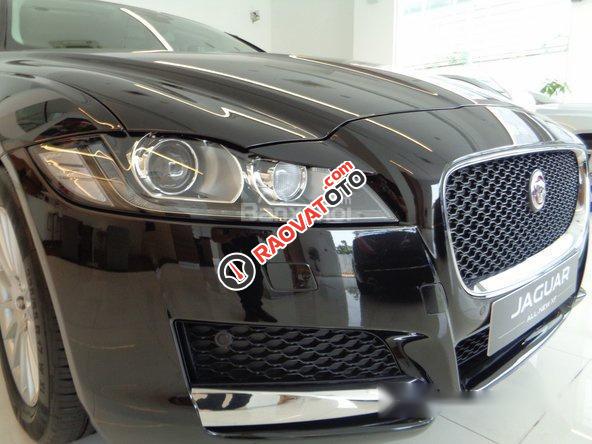 Bán xe Jaguar XF Pure 2017 màu đen, màu đen, xe giao ngay, khuyến mãi giá tốt nhất - 0918842662-2