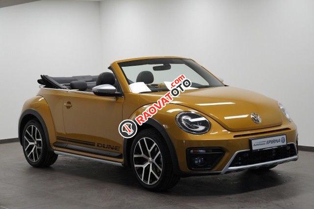 Bán Volkswagen Beetle Dune đời 2017, màu vàng, nhập khẩu nguyên chiếc-0